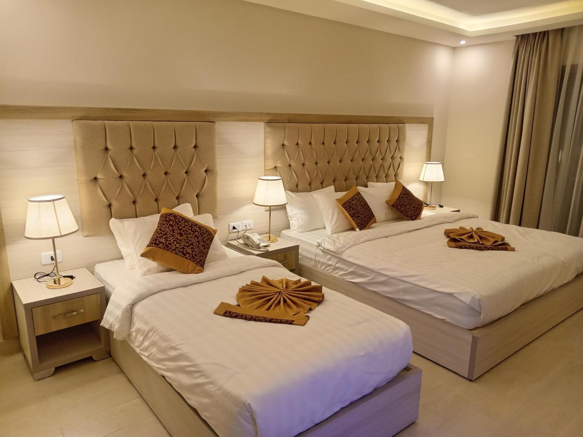 Petra Premium Hotel Wadi Musa Exterior foto