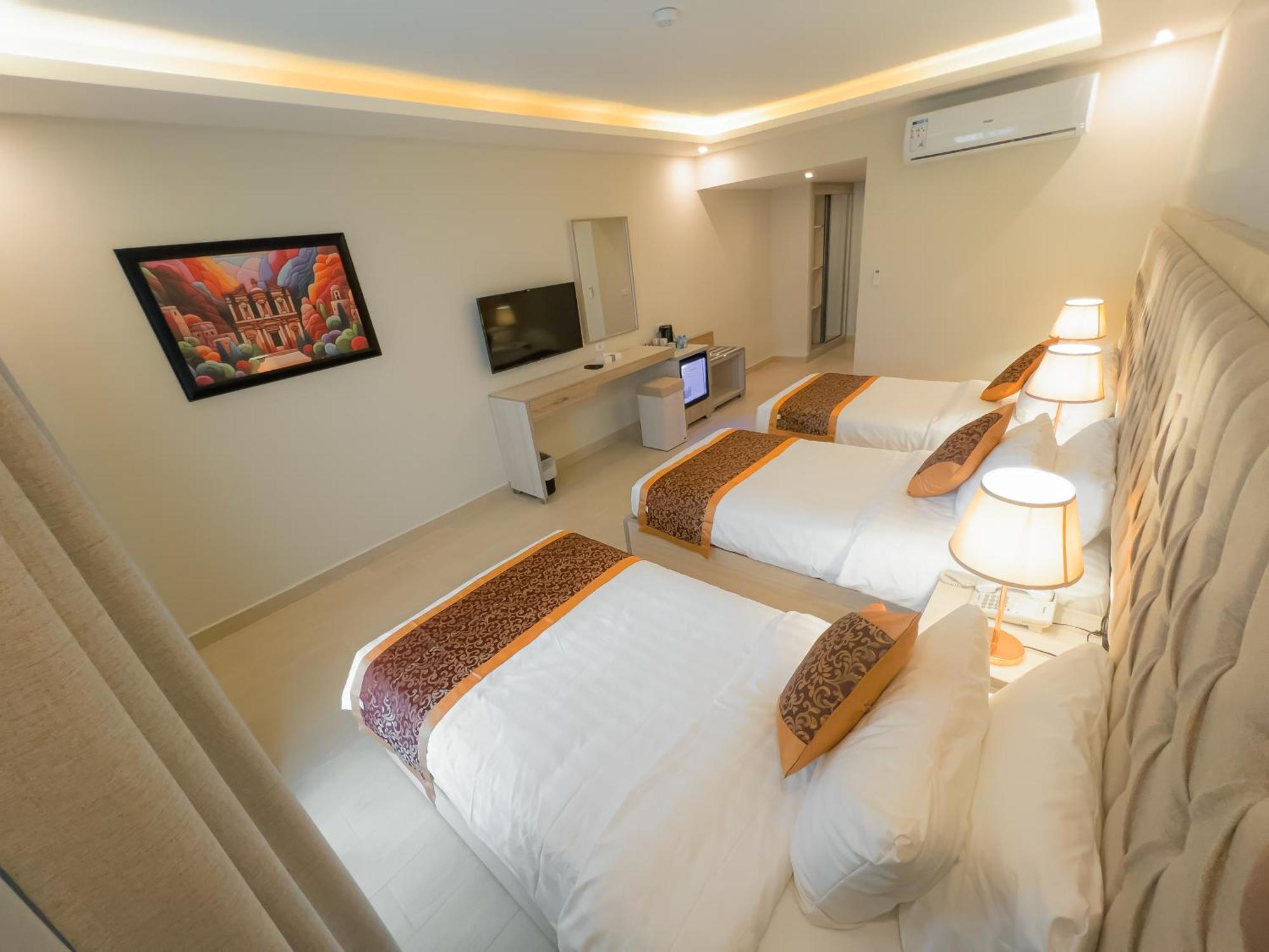 Petra Premium Hotel Wadi Musa Exterior foto
