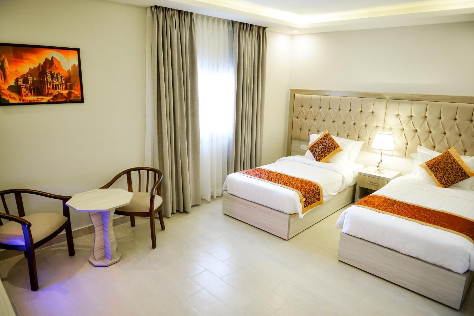Petra Premium Hotel Wadi Musa Exterior foto