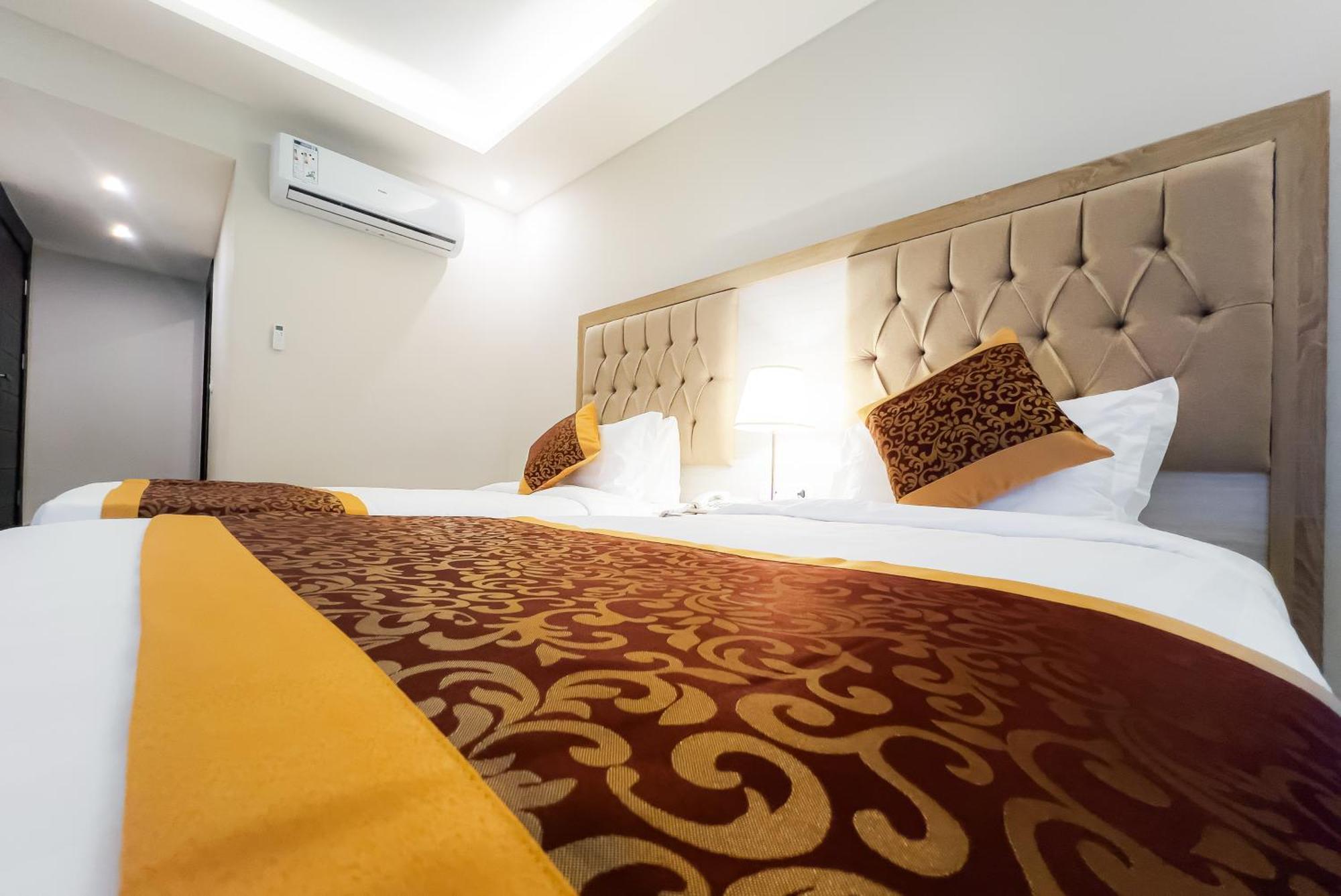 Petra Premium Hotel Wadi Musa Exterior foto